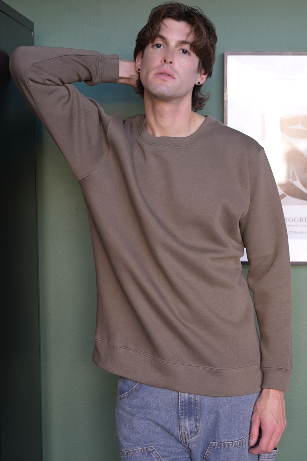 Basic Solid Crew-Neck Sweatshirt