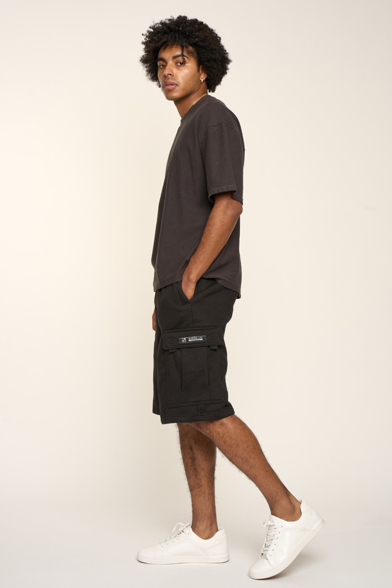 Men's Solid Fleece Heavyweight Cargo Shorts