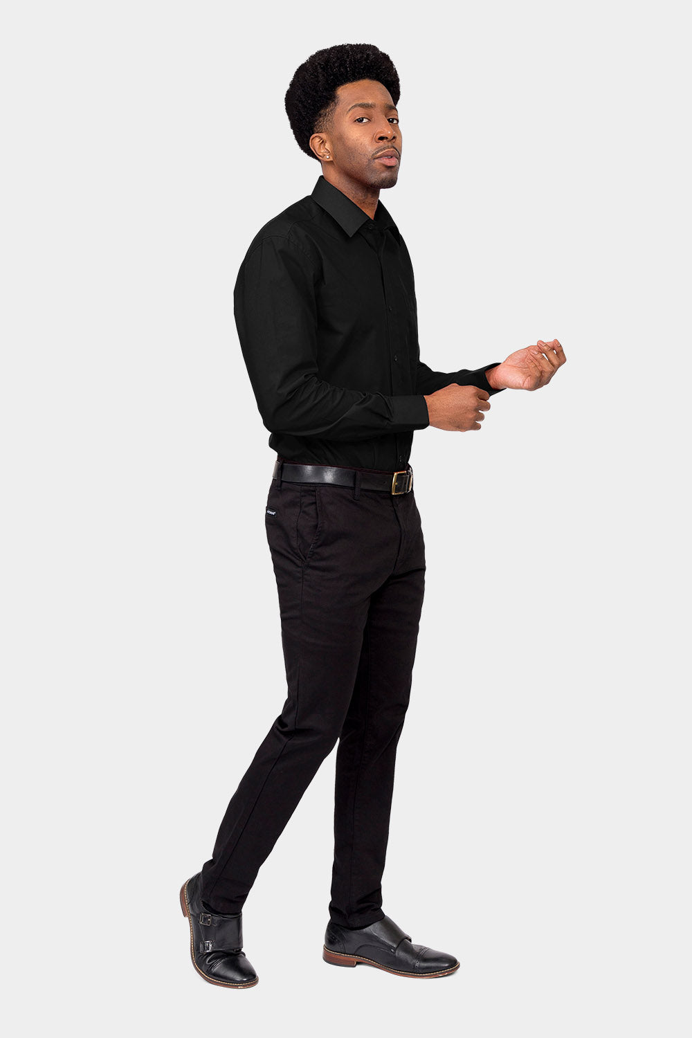 Men's Basic Solid Color Button Up Dress Shirt (Black) Black / Small/14-14.5 Neck/32-33 Sleeve Men's Basic Solid Color Button Up Dress Shirt (Black) Black / Small/14-14.5 Neck/32-33 Sleeve