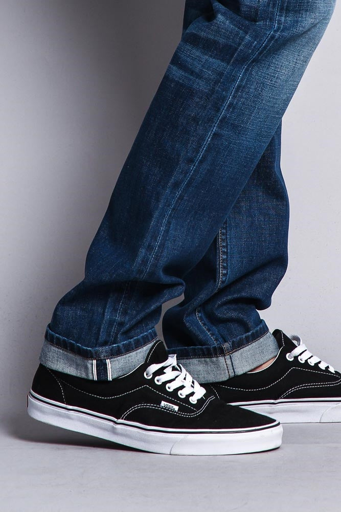 Whiskered Medium Stone